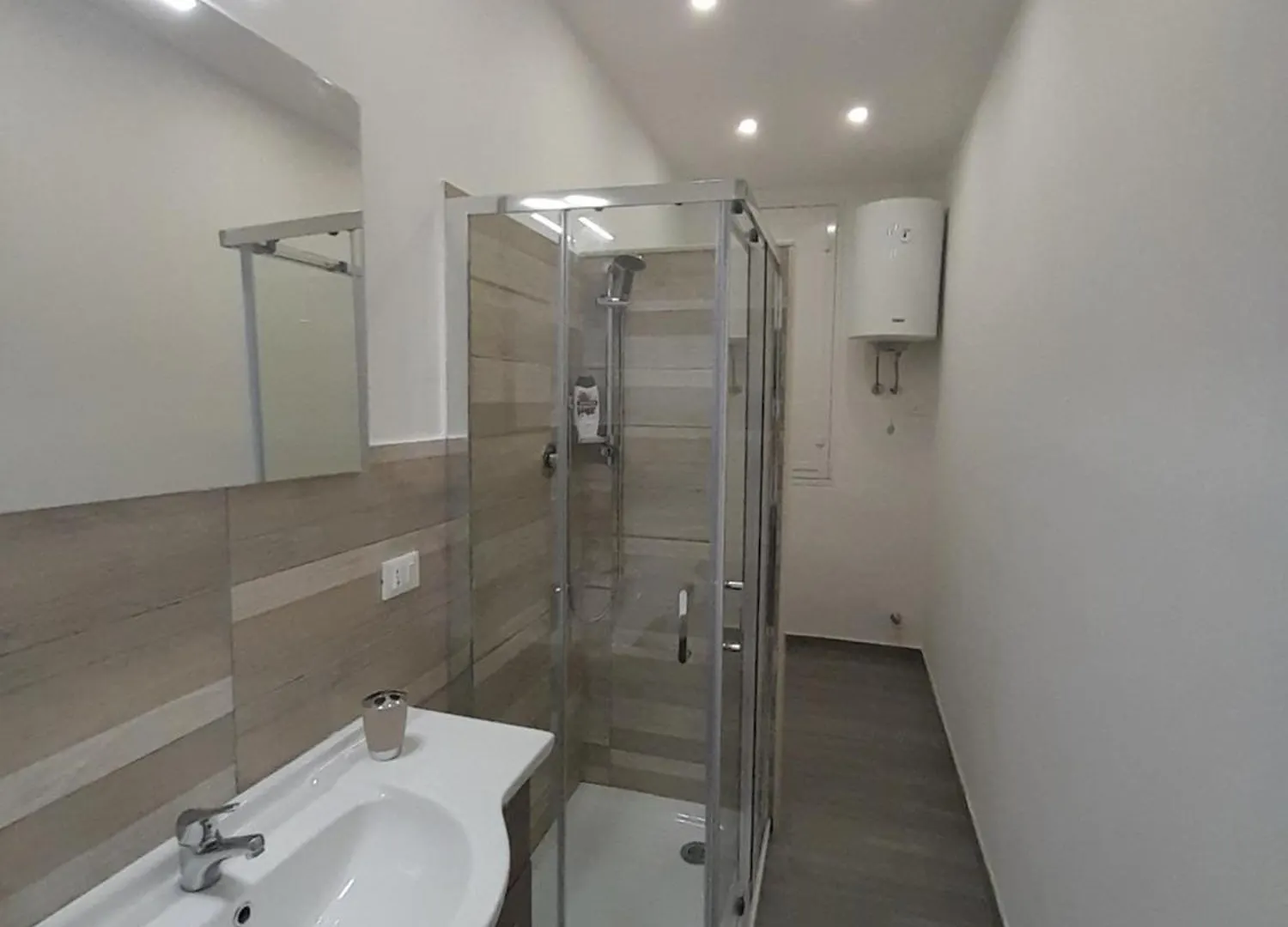 Fuori Ortigia Room 1 Syracuse 0*,